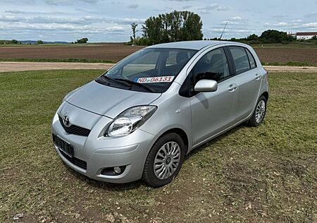 Toyota Yaris Life HU NEU*KLIMA*49TKM*AUTOMATIK