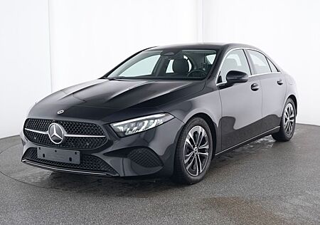 Mercedes-Benz A 200 d Limousine Progressive Line/LED/Panor-SD/