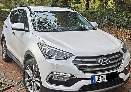 Hyundai Santa Fe in elegantem Weiß