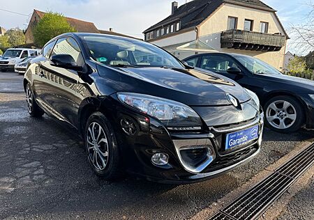 Renault Megane III Coupe BOSE Edition - TÜV NEU