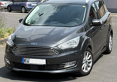 Ford Grand C-Max 1,5 EcoBoost 110kW Titanium Auto...