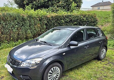 Kia Cee'd / Ceed 1.4 CVVT *Gepflegt,Allwetterreifen*