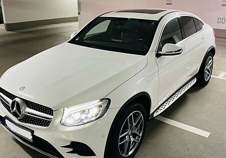 Mercedes-Benz GLC 250 d 4MATIC AMG Line Coupé Autom. AMG Line