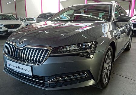 Skoda Superb 2.0 TDI STYLE*AHK*ACC*STHZ*MATRIX*CAM*KEY