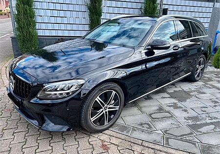 Mercedes-Benz C 300 d T Autom. BURMESTER