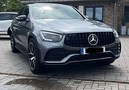 Mercedes-Benz GLC 300 4MATIC AMG
