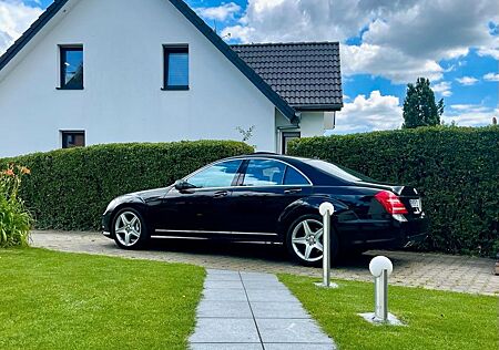 Mercedes-Benz S 500 - AMG-Paket, TÜV neu, Originalzustand.