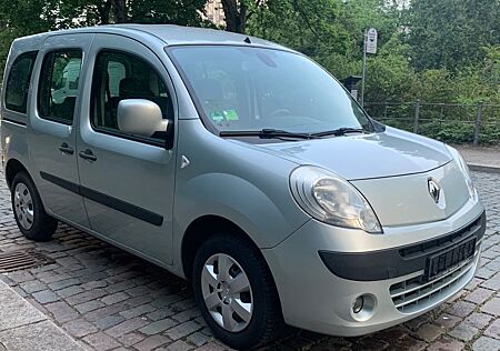 Renault Kangoo Privilege 1.6 16V 105 1.Hand Scheckheft