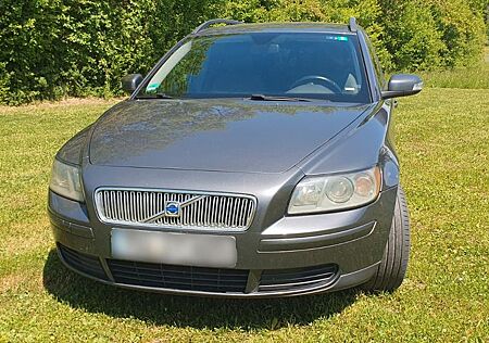 Volvo V50 2.4i -