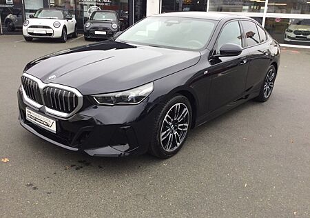 BMW 520d M Sportpaket DAB LED Pano.Dach AHK