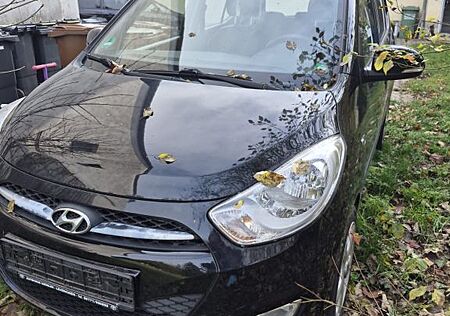 Hyundai i10 1.1 | nur 73.361 km | TÜV neu