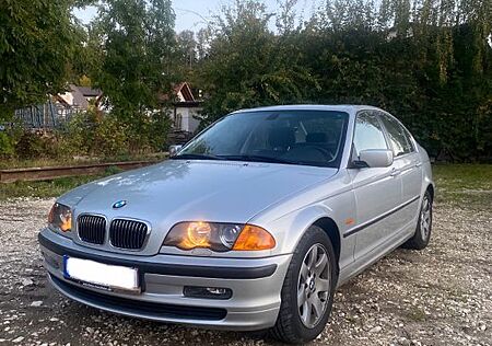 BMW 320i - E46