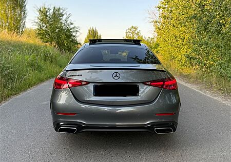 Mercedes-Benz C 300 4MATIC Autom. -