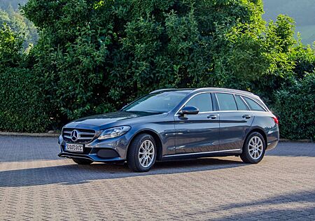Mercedes-Benz 200 C d BlueTec Avantgarde | HUD | Auto-Einpark