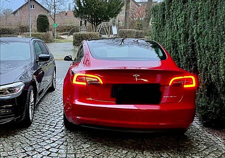 Tesla Model 3 long Range - 1 Hand - Garage - top