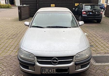 Opel Omega 2.5 V6 -