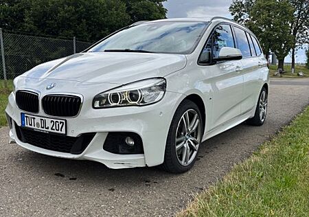 BMW 2er 220 Gran Tourer 220d xDrive Steptronic M Spo...