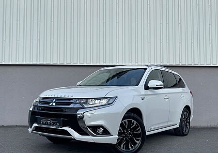 Mitsubishi Outlander gebraucht kaufen Mitsubishi Outlander Top 4WD *HV BATTERIE NEU*