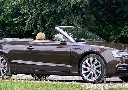 Audi A5 S tronic quattro Cabrio/braun/Leder beigeVOLL