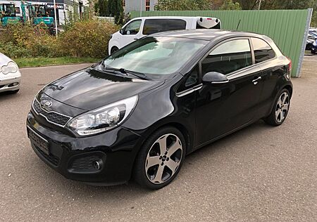 Kia Rio Platinum Edition