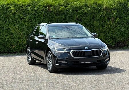 Skoda Octavia Combi 2.0 TDI DSGAmbition/VIRTUAL/MATRIX