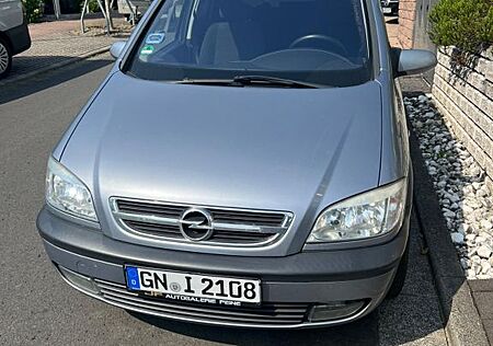 Opel Zafira 1.8 16V Elegance Elegance