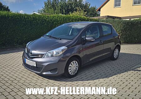Toyota Yaris 1,.4i VVT i-Aut. "Life" 2.Hd./ Navi./ RFK.