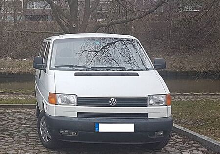 VW T4 Volkswagen Camper mit Solaranlage / TÜV NEU