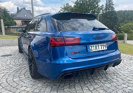 Audi RS6 Performance Matrix Bose Pano Headup