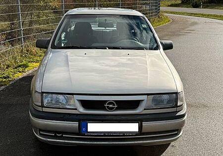 Opel Vectra 1.8i