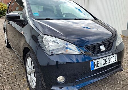Seat Mii 1.0 44kW Chic Vollausstattung, Pano-Dach.