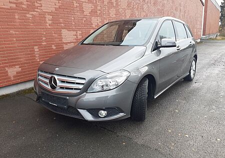 Mercedes-Benz B 180 CDI 7-Gang Automatik mit AHK
