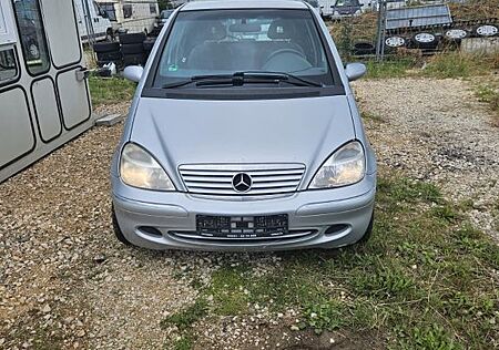 Mercedes-Benz A 190 AVANTGARDE Lang