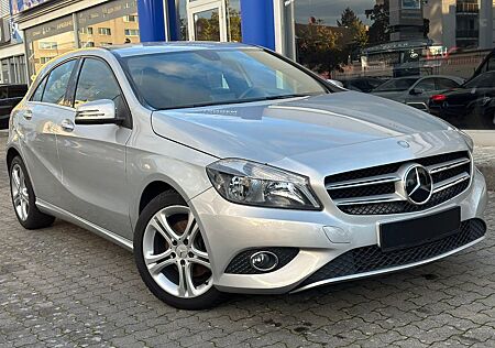 Mercedes-Benz A 180 BlueEFF. Style * Teil-Leder * Navi * Alu