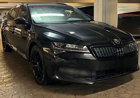 Skoda Superb 1.4 TSI iV DSG SPORTLINE Top Zustand