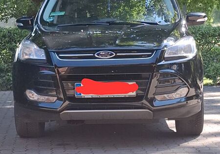 Ford Kuga 1,6 EcoBoost 4x4 134kW Titanium Autom. ...