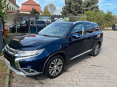 Mitsubishi Outlander 2.2 DI-D 4WD Automatik SUV-Star+ S...