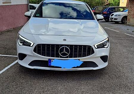 Mercedes-Benz CLA 200 Shooting Brake CLA 200 d DCT Shootin...