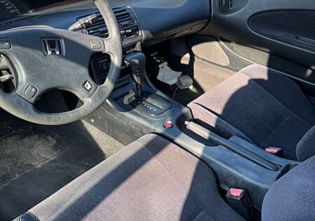 Honda Prelude 2.0i LS