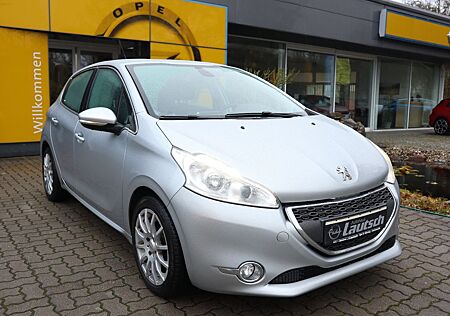 Peugeot 208 Allure 1.6 Klima/SHZ/PDC/BT/