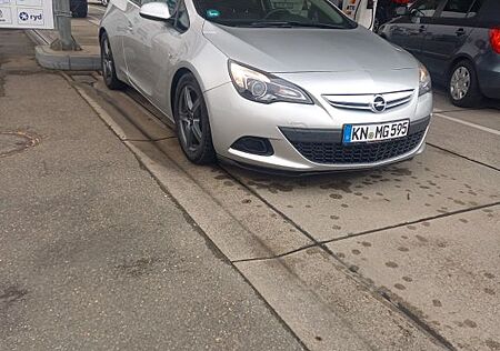 Opel Astra GTC J /1.6 Liter/170 PS