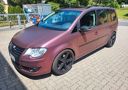 VW Touran Volkswagen 1.4 TSI 125 kW DSG Highline Highline