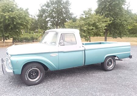 Ford F 100