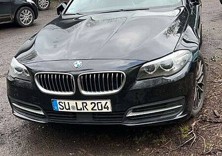 BMW 530d xDrive Touring A -