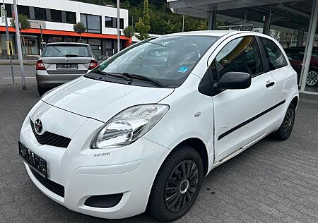 Toyota Yaris Basis