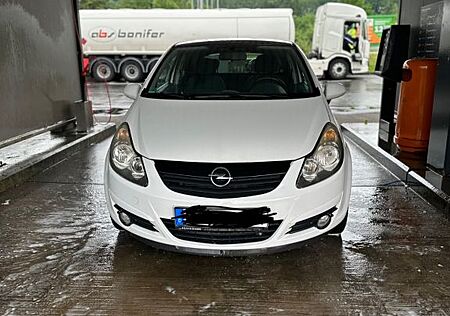 Opel Corsa 1.4 Color Edition Color Edition