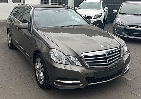 Mercedes-Benz E 200 gebraucht kaufen Mercedes-Benz E 200 CDI BlueEfficiency *AUTOMATIK LEDER*