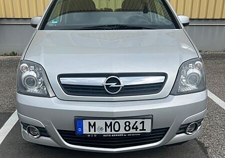Opel Meriva 1.6 TWIN. INNOVATION "110 Jahre" Easy...