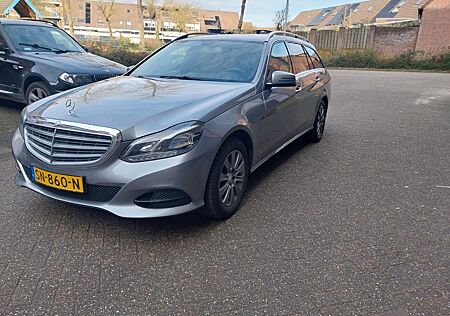 Mercedes-Benz E 200 CDI T -