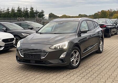 Ford Focus Turnier Cool & Connect aus 1.Hand